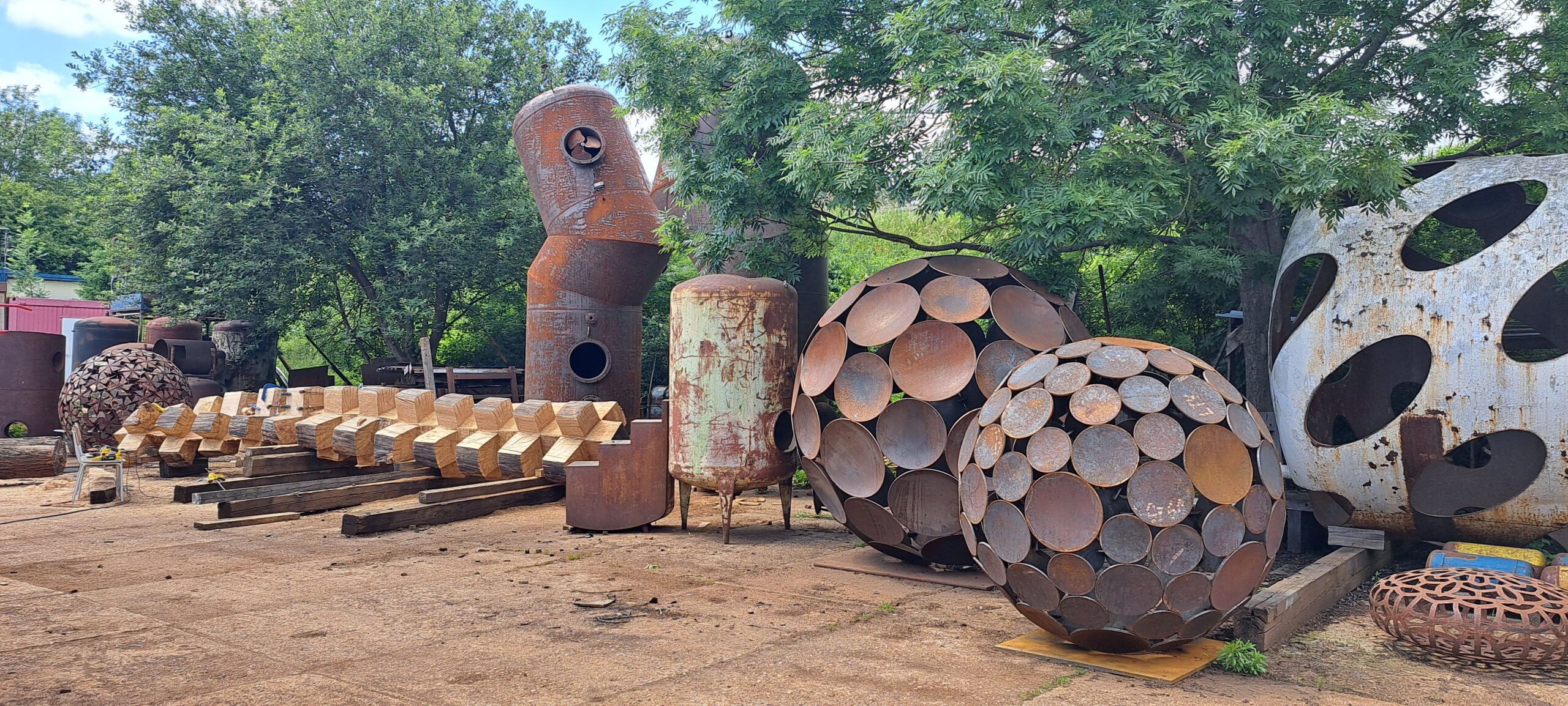 Featured image for “ČESTMÍR SUŠKA / Páteř”